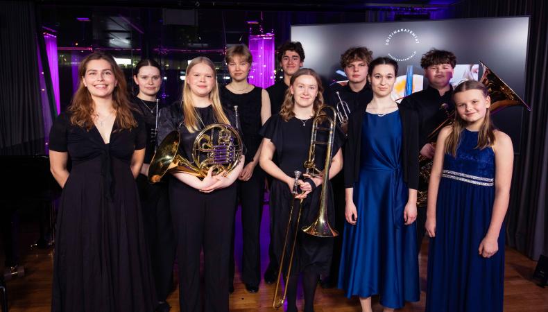 Soitinakatemialaisia Musiikkitalolla.