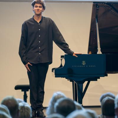 Nuorten pianoakatemia Mäntän Musiikkijuhlilla 2025. Kuva: Ville Hautakangas